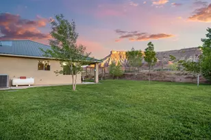 740 W 225 N, Virgin, UT 84779 - Photo 34