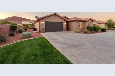3823 W Dream Circle Cir #118, Santa Clara, UT 84765 - Photo 4