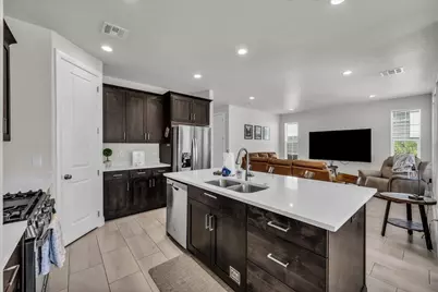 2356 E Cascada Way, Washington, UT 84780 - Photo 14
