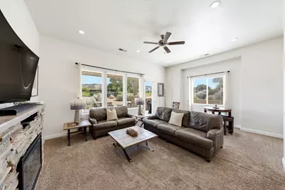 1666 W Caledonia Dunes Dr, Saint George, UT 84770 - Photo 6