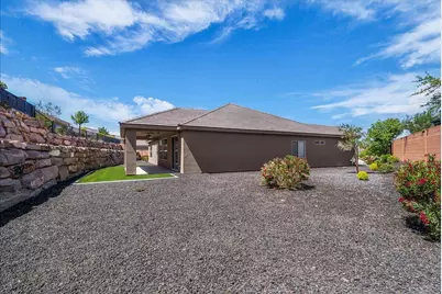2817 Barbellino Cir, Saint George, UT 84770 - Photo 4