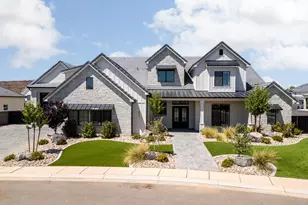 831 E Queensridge Dr, Washington, UT 84780 - Photo 2