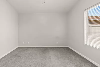 1141 W 360 N #18, Saint George, UT 84770 - Photo 16