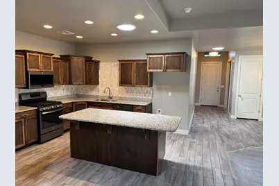 372 N 815 W, Hurricane, UT 84737 - Photo 6