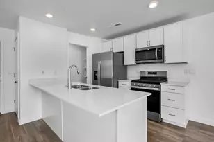2788 E Rushpink Ln, Washington, UT 84780 - Photo 2
