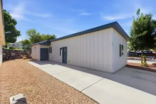 105 Blackrock Rd, Hurricane, UT 84737 - Photo 2