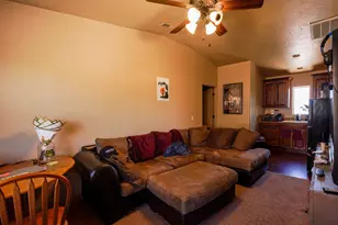 39 N 150 W, Ivins, UT 84738 - Photo 32