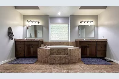 2830 E Carmine Dr, Saint George, UT 84770 - Photo 12
