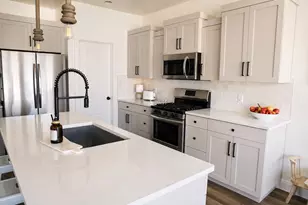 3053 Photinia Dr, Saint George, UT 84790 - Photo 4