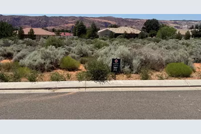 N Johnson Arch Dr #212, Saint George, UT 84770 - Photo 1