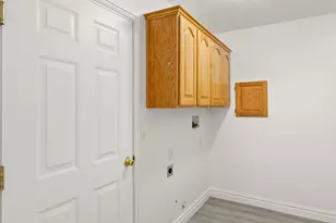 489 N 300 West W, Ivins, UT 84738 - Photo 18