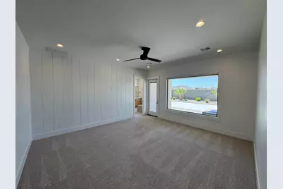 594 E Pine St, Washington, UT 84780 - Photo 14