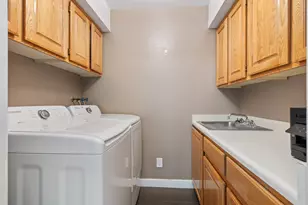 790 E Fiddlers Canyon Rd, Cedar City, UT 84721 - Photo 14