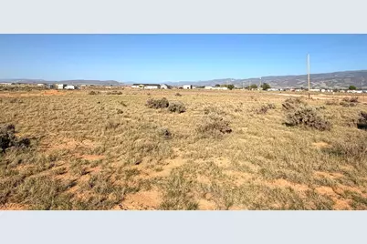 3702 W 5600 N 5618 N 3725 W, Cedar City, UT 84721 - Photo 18