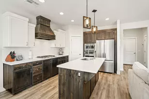 1562 E Sunshine Cir, Saint George, UT 84790 - Photo 2