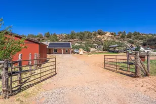 1504 N Rome Way, Apple Valley, UT 84737 - Photo 2