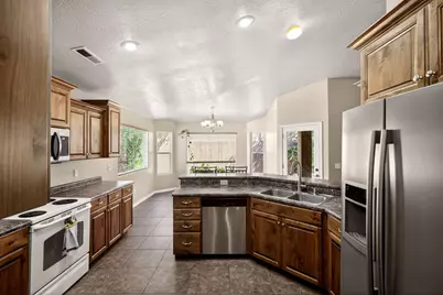 2140 W 1610 N, Saint George, UT 84770 - Photo 10