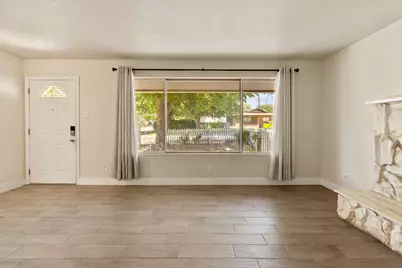 414 E Bulloch St, Washington, UT 84780 - Photo 8