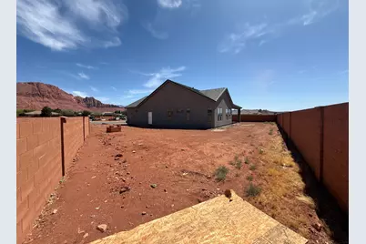 75 W Serenity Cir, Ivins, UT 84738 - Photo 16