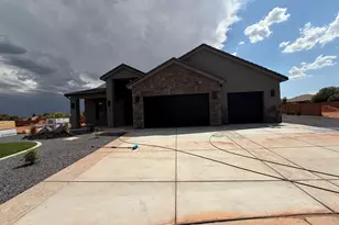 75 W Serenity Circle, Ivins, UT 84738 - Photo 2