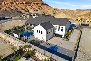 1202 S Indian Knolls Dr, Washington, UT 84780 - Photo 40