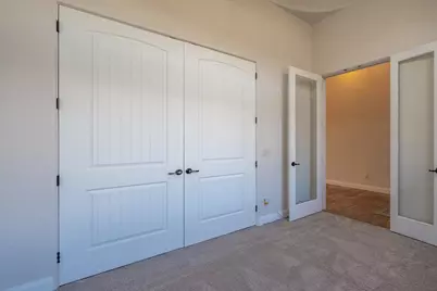 2104 S Corral Way, Washington, UT 84780 - Photo 6