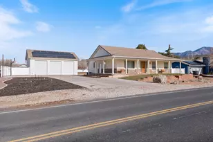 1488 W Diamond Valley Dr, Saint George, UT 84770 - Photo 56