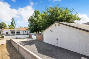 3138 Crestview Dr, Santa Clara, UT 84765 - Photo 34
