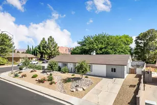 3138 Crestview Dr, Santa Clara, UT 84765 - Photo 4