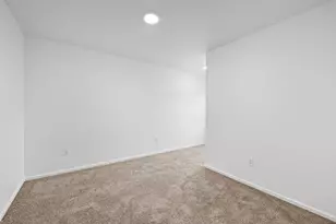 2198 S Wolverine Way, Washington, UT 84780 - Photo 14