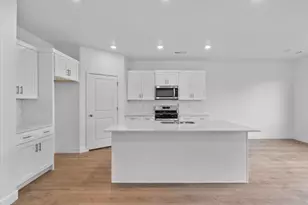 1822 S Queens Gdn Dr, Washington, UT 84780 - Photo 2