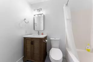 664 E Springhill Dr, Washington, UT 84780 - Photo 10