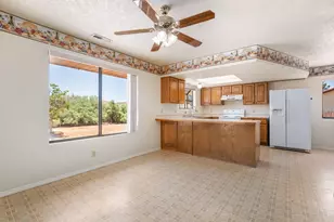 3653 S Mulberry Dr, Saint George, UT 84790 - Photo 8