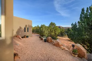 1173 Clovis Cir, Dammeron Valley, UT 84783 - Photo 4