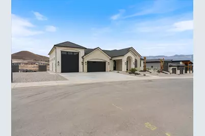 784 S 1480 W, Hurricane, UT 84737 - Photo 2