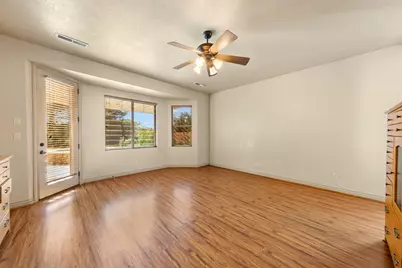 1530 S Southern Trails Cir, Washington, UT 84780 - Photo 12