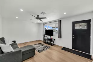 170 W Warm Springs Cir, Washington, UT 84780 - Photo 6