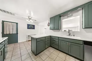 555 N Main St, Hurricane, UT 84737 - Photo 6