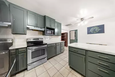 555 N Main St, Hurricane, UT 84737 - Photo 6