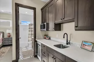 5024 W Nashoba Trl, Hurricane, UT 84737 - Photo 18