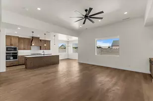 4454 W 150 N, Cedar City, UT 84721 - Photo 2