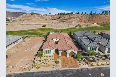 2243 W Sunbrook Dr #113, Saint George, UT 84770 - Photo 1