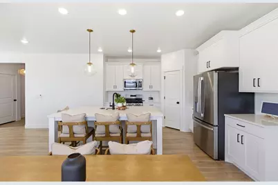 983 E Malibu Dr, Washington, UT 84780 - Photo 10
