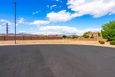 2702 W San Marcus Cir, Saint George, UT 84770 - Photo 20