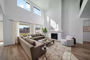 382 N Rhyolite Dr, Washington, UT 84780 - Photo 2