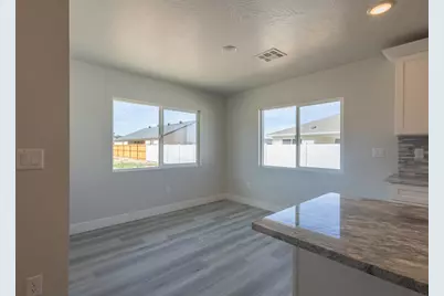 910 E Remington Rd, Enoch, UT 84721 - Photo 8