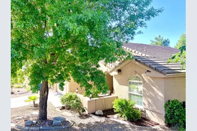 1109 N Ruby Place, Washington, UT 84780 - Photo 2