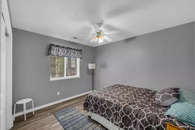 392 N Windsor Dr, Washington, UT 84780 - Photo 14