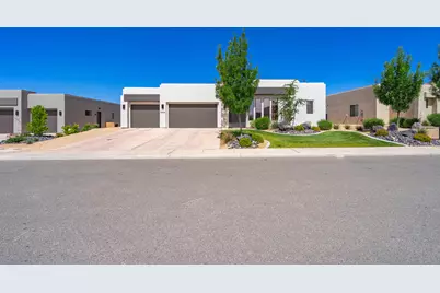 5459 N Northgate Peaks Dr, Saint George, UT 84770 - Photo 2