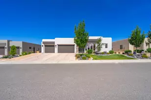 5459 N Northgate Peaks Dr, Saint George, UT 84770 - Photo 2